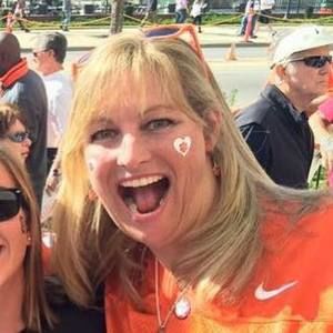 Meet your Posher, Julie