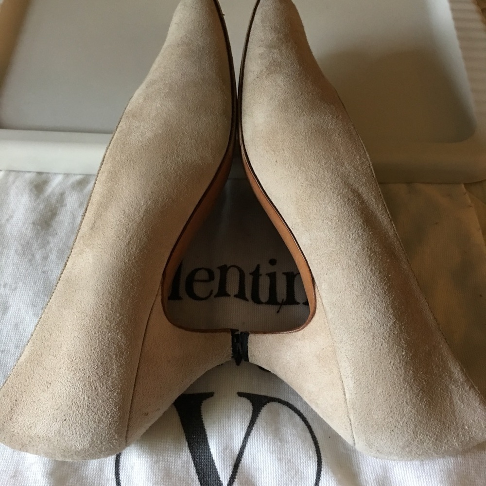 Valentino Garavani Suede Pumps-Price Drop