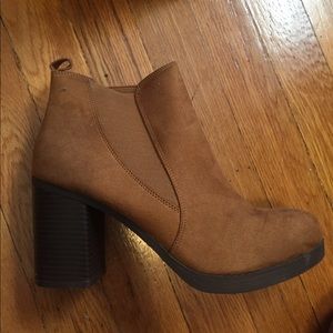 brown suede booties size 11