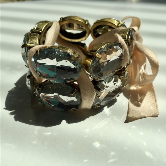 Ann Taylor Blush Bracelet - Picture 1 of 3