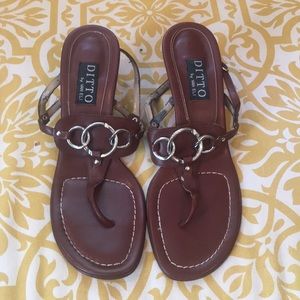 Banana Republic "Ditto" Leather Sandals 8