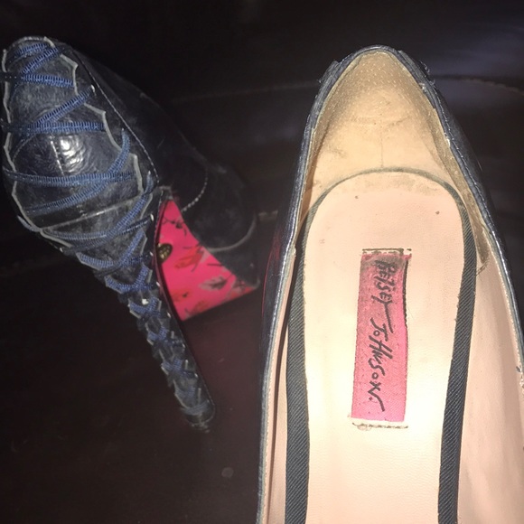 Betsy Johnson demon colored heels - Picture 6 of 6