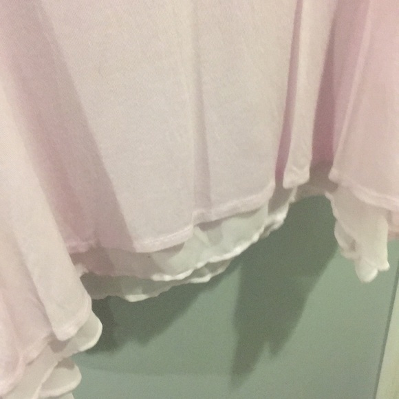 New without tags Light pink, ruffle bottom Tshirt! - Picture 2 of 2