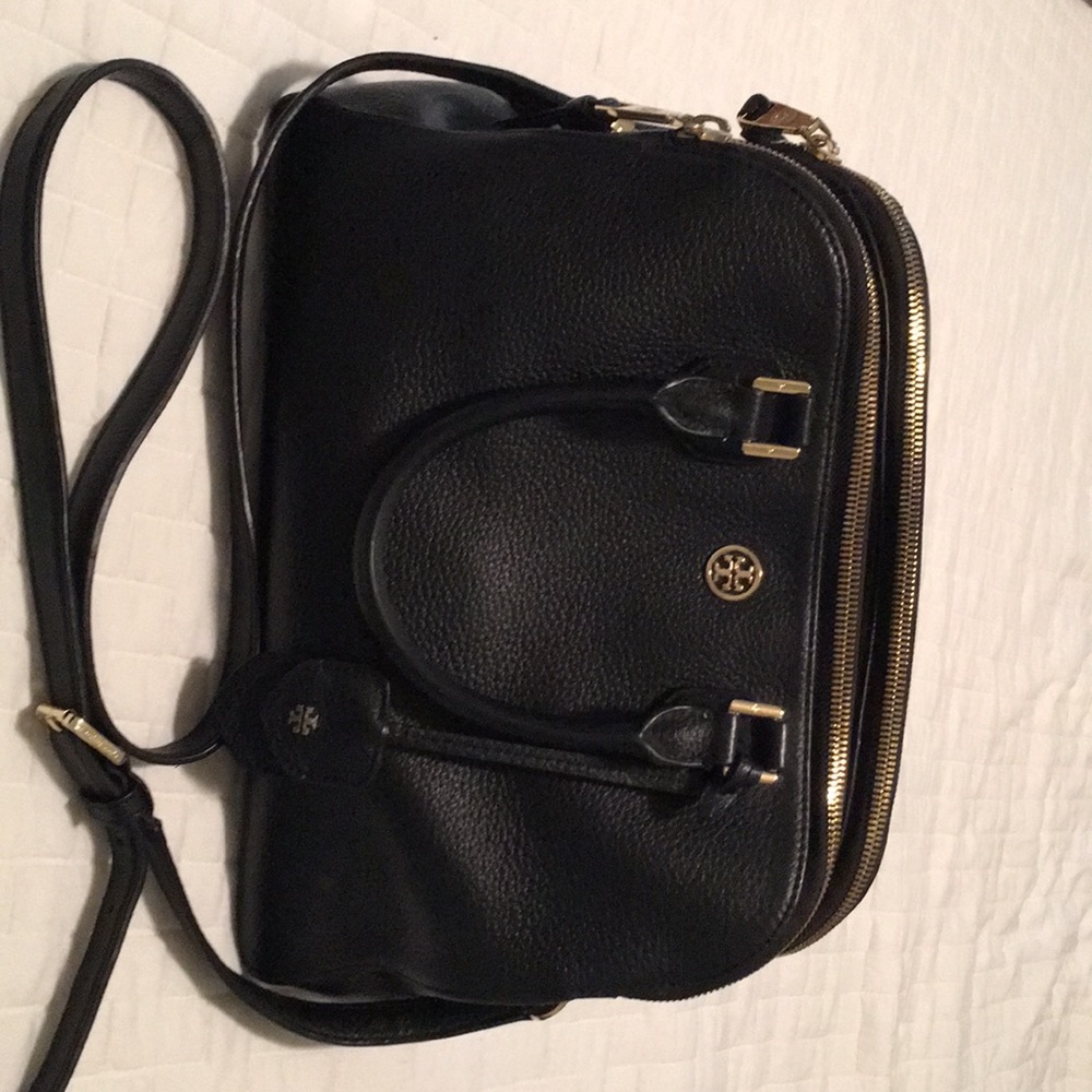 Authentic Tory Burch Robinson Satchel