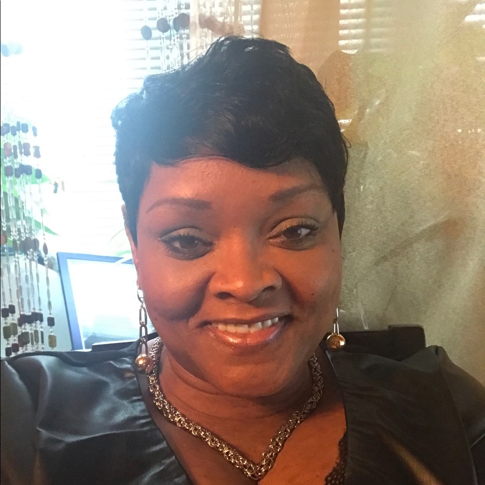 Meet your Posher, Donna