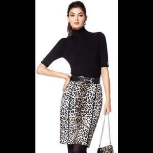NWT ⭐️ WHBM Satin Leopard Pencil Skirt ⭐️
