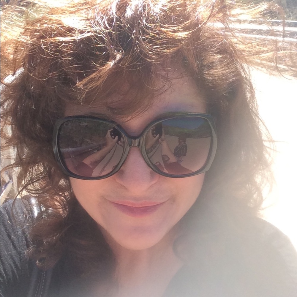 Meet your Posher, Jani