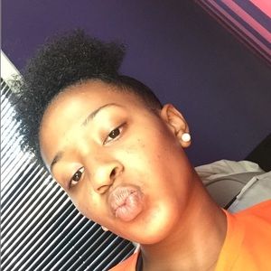 Meet your Posher, Ciara