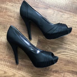 Beautiful Black High Heels!