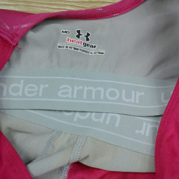 2 women's UNDER ARMOUR workout tops. MEDIUM - Picture 4 of 8