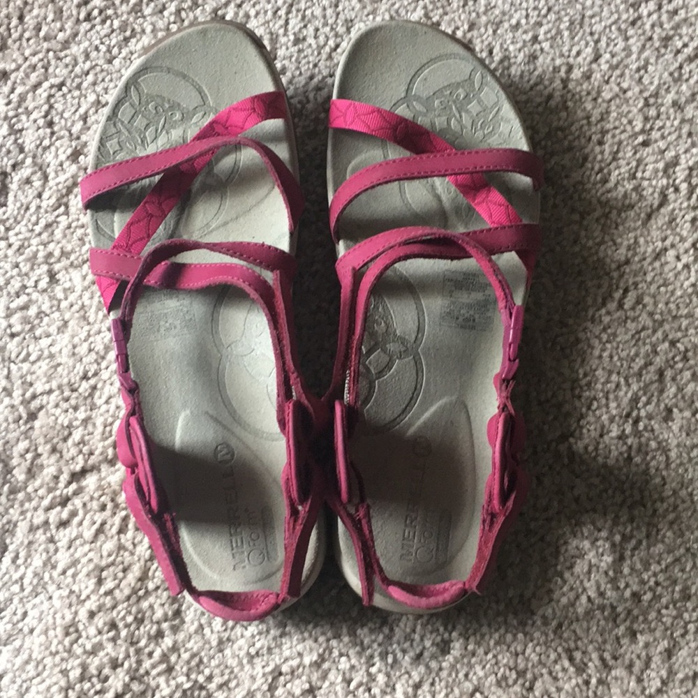 MERRELL Qform pink sandles!