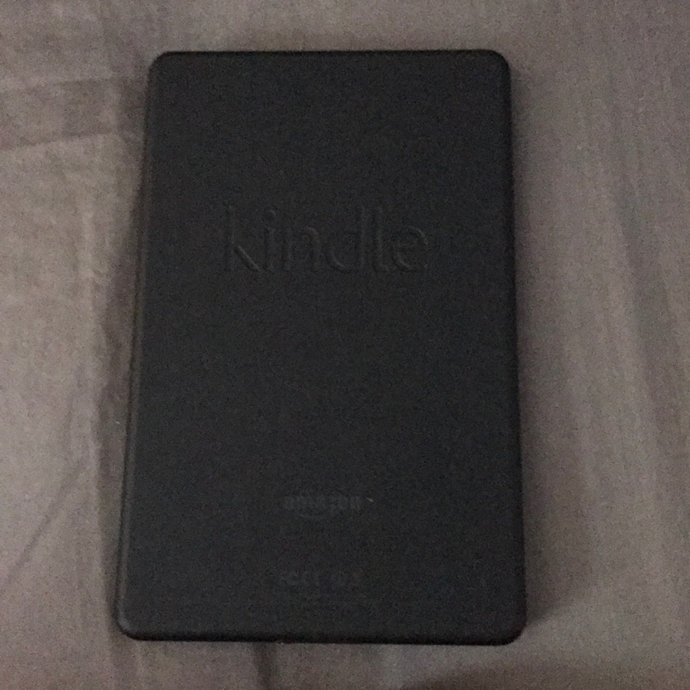Kindle fire - Picture 2 of 2