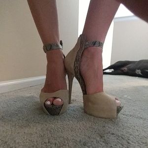 Bakers peep toe platform ankle strap pumps