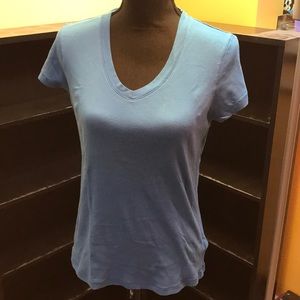 🔥Sonoma blue everyday tee medium🔥