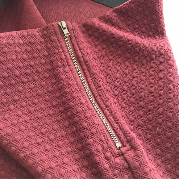 Ann Taylor Loft Burgundy Stretch Pencil Skirt - Picture 3 of 7