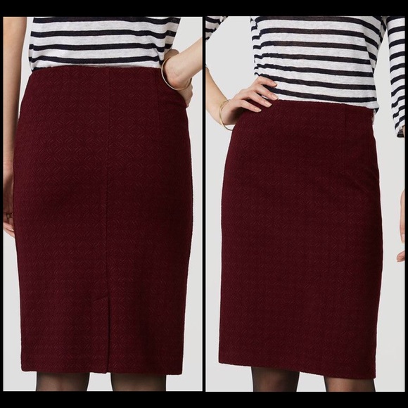 Ann Taylor Loft Burgundy Stretch Pencil Skirt - Picture 7 of 7