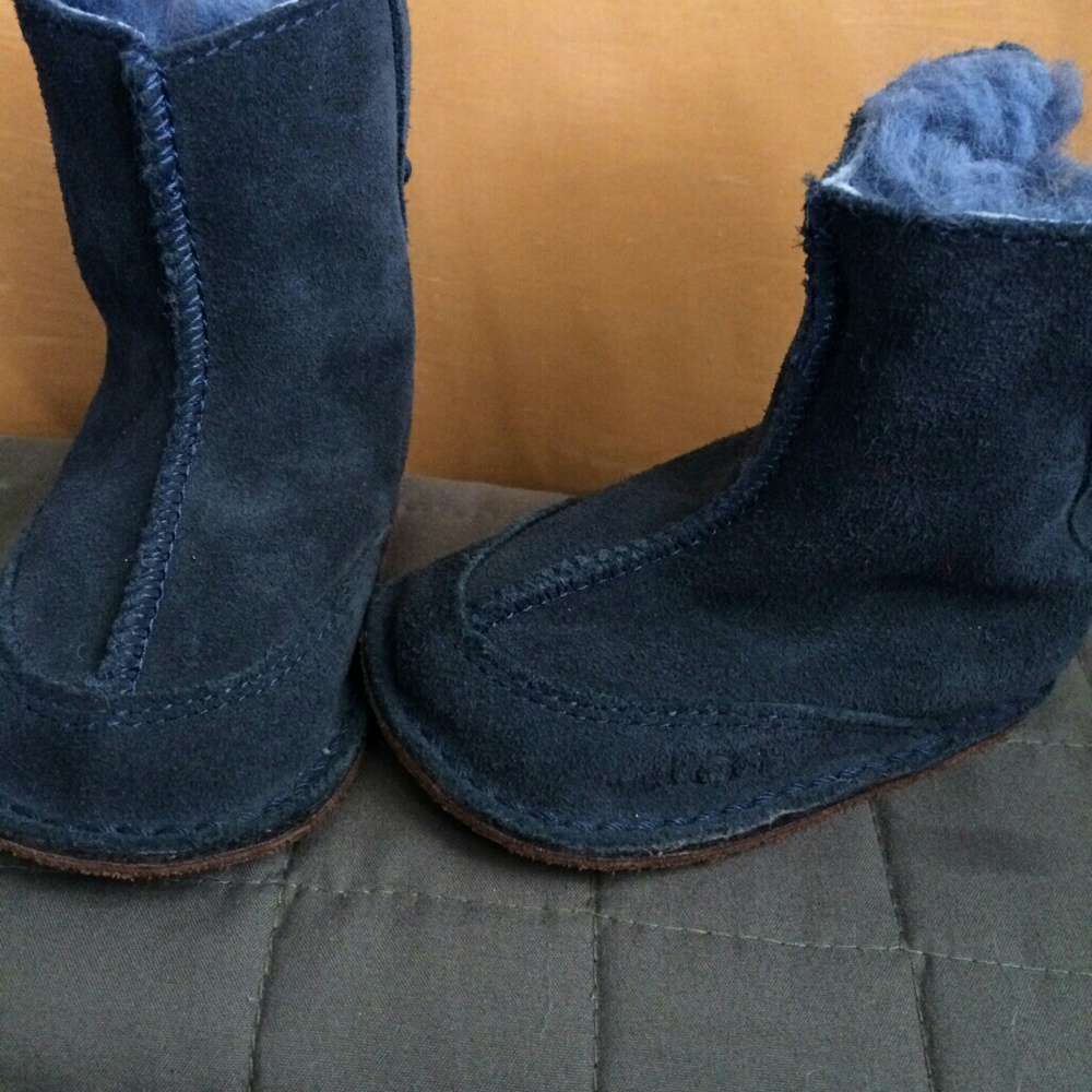 UGG infant boots