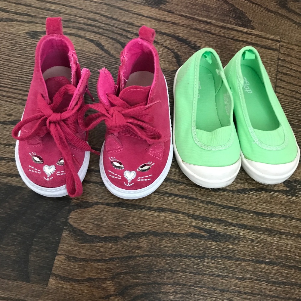 ✨ 2 pairs/ size 5 /for $6