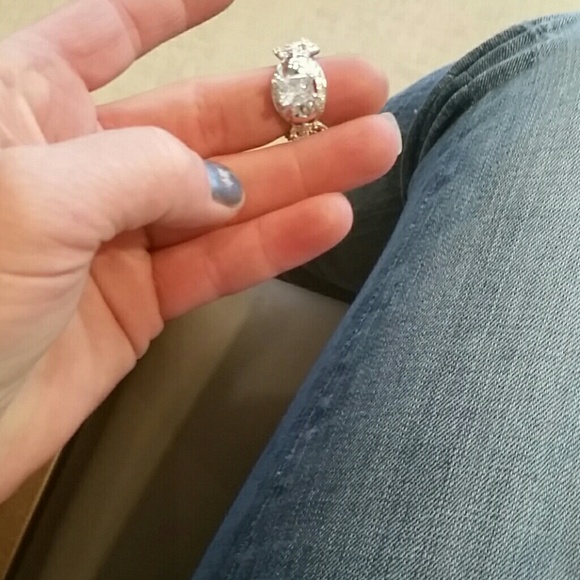 Skull ring - Picture 3 of 4