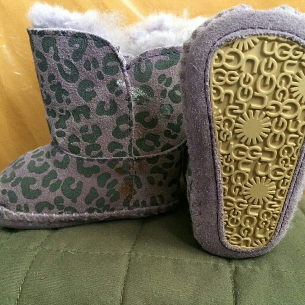 Infant UGG boots sz 0