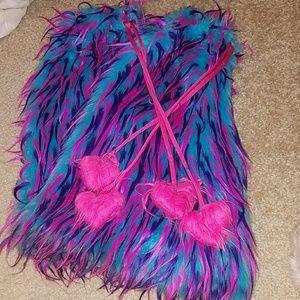 IHEARTRAVES fluffies