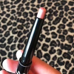 NYX Glam shadow stick