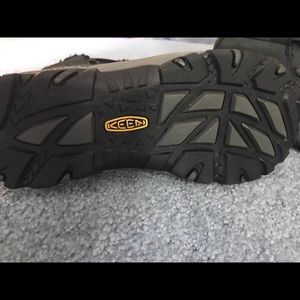 Keen outdoor boots
