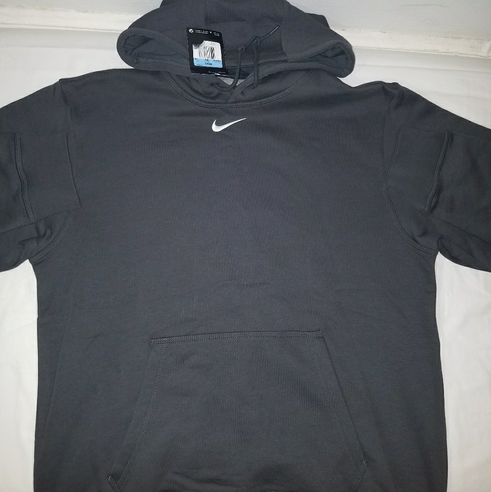 Mens nike team club fleece hoodie.