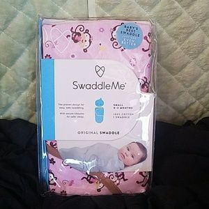 Swaddle Me 0-3 months Monkeys