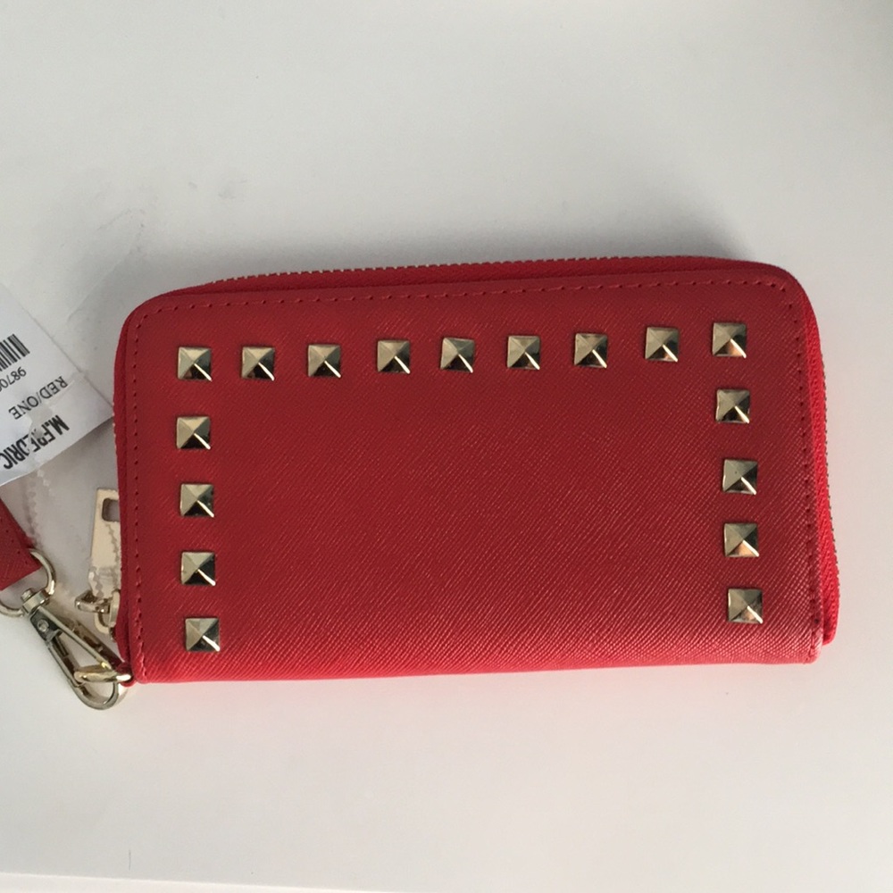M. Fredric wallet