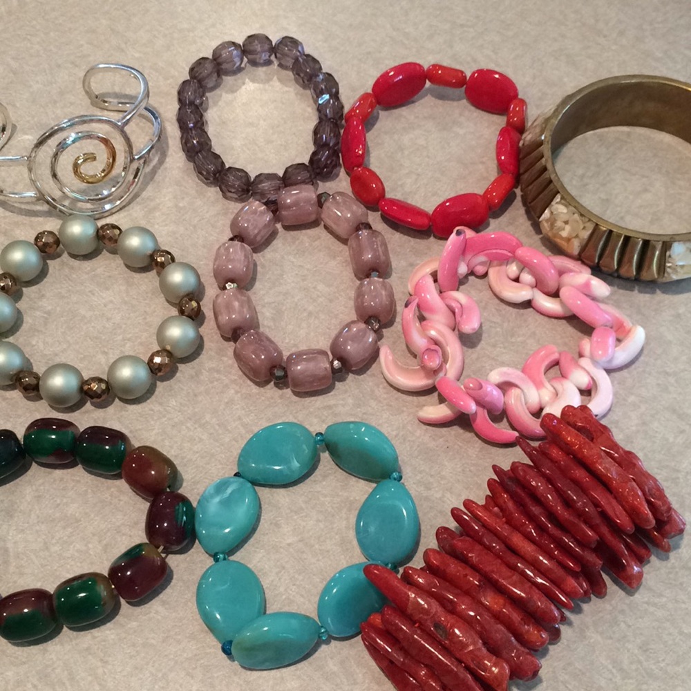 Beads bracelet lot