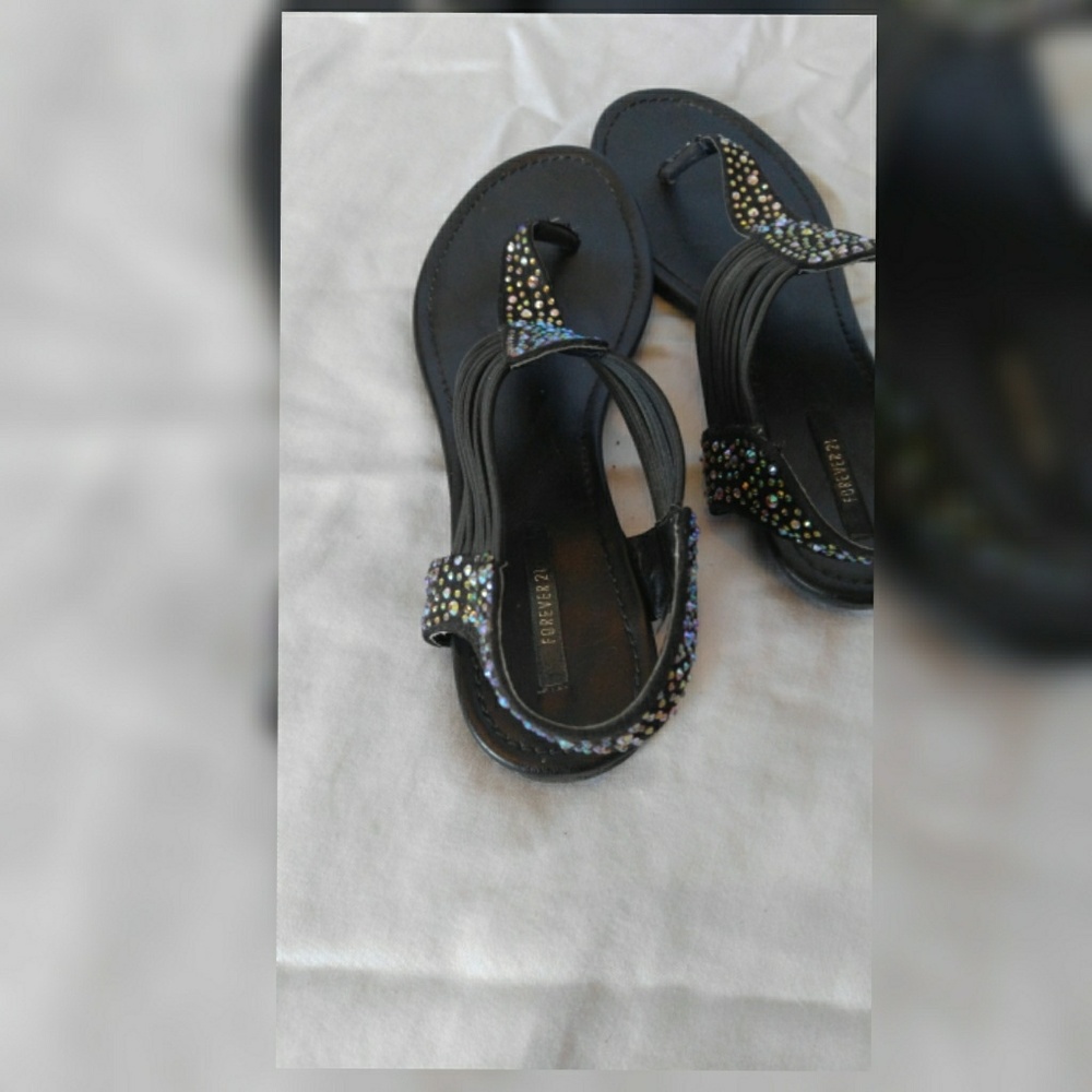 Back Sandals - Picture 2 of 4