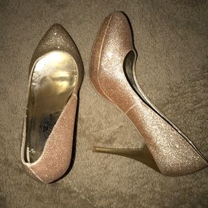 Gold glitter heels