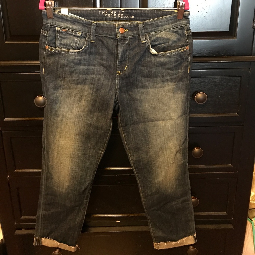 Joe's Jeans cropped boyfriend jean