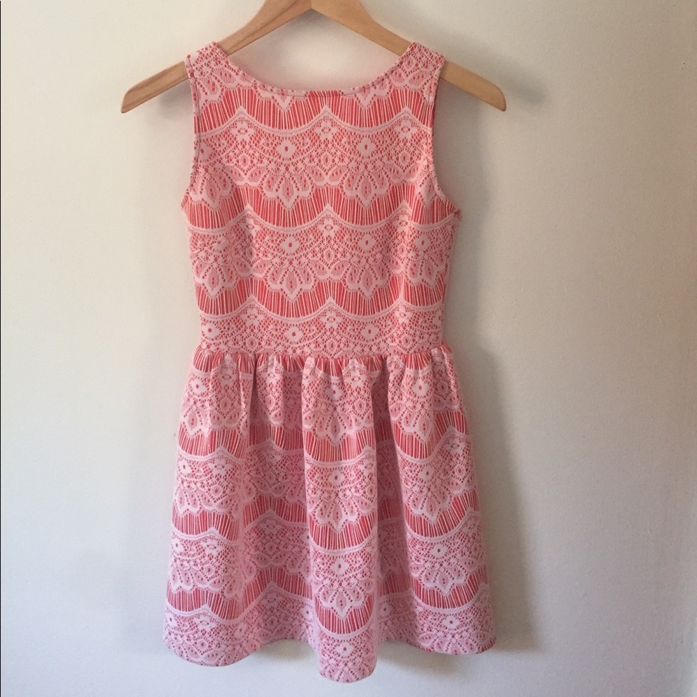 Love..ady Classy & flirty dress for all occasions