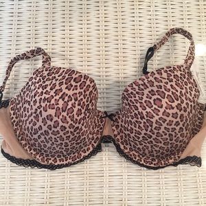 NWT-B tempted by wacoal- 38d- cheetah bra