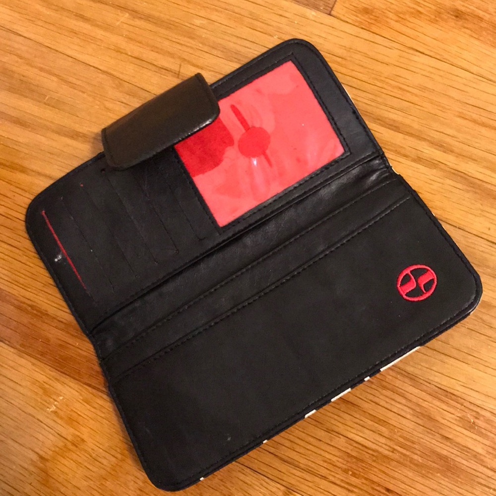 Wallet - Picture 2 of 3