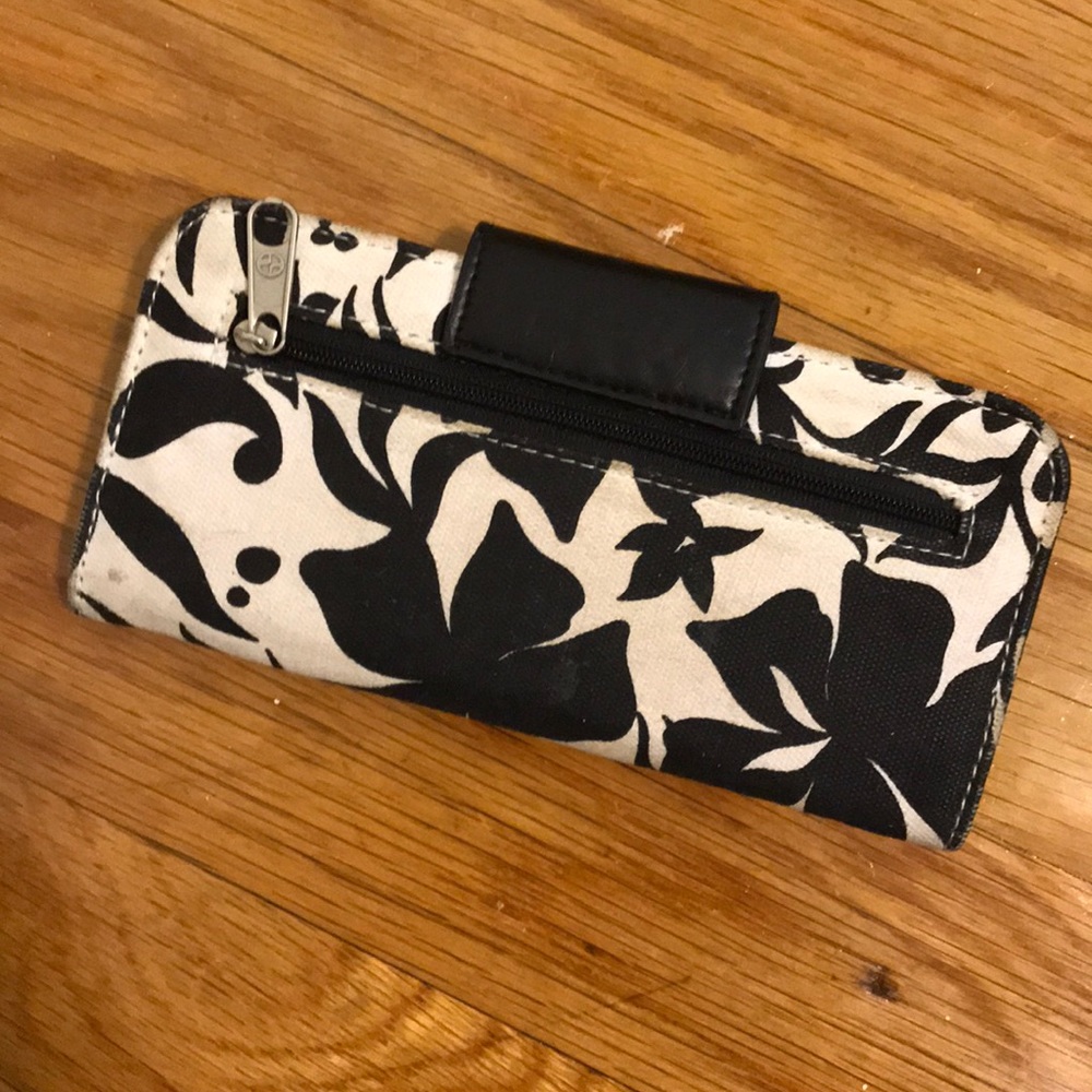Wallet - Picture 3 of 3