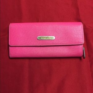 Michael Kors wallet