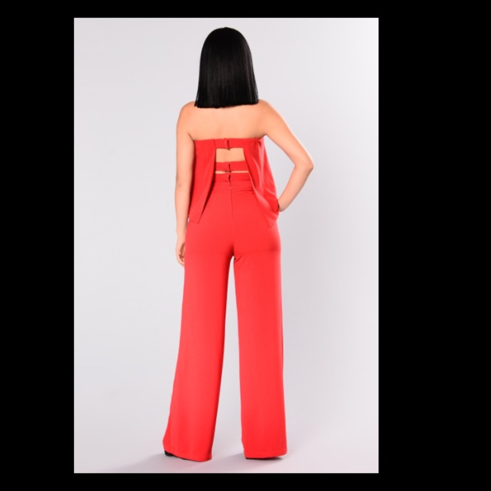 Red tube jump suit (Never been worn) - Picture 4 of 4