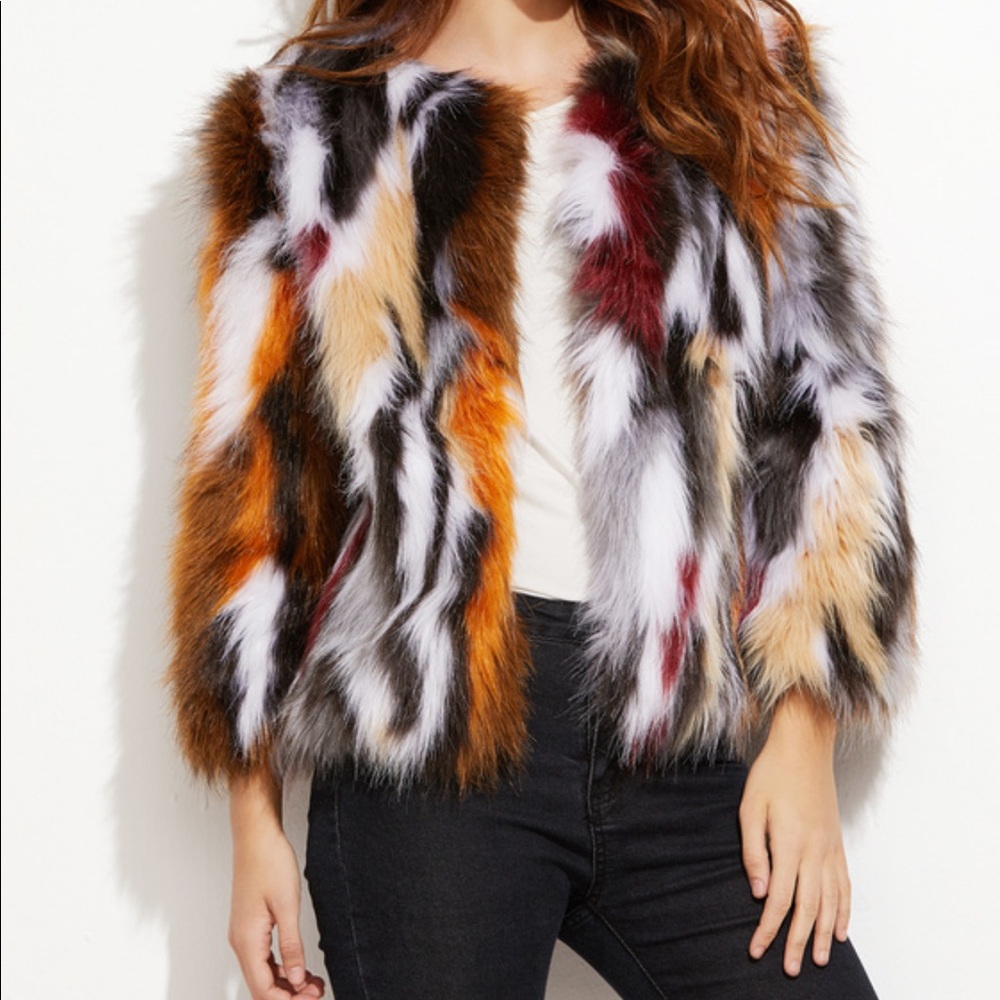 Faux fur cropped jacket