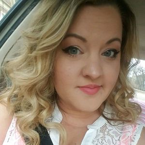 Meet your Posher, Tabitha