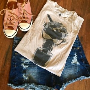 Gas Mask 100% cotton Statement t-shirt