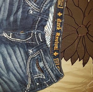 Will trade Rock Revival skinny jeans