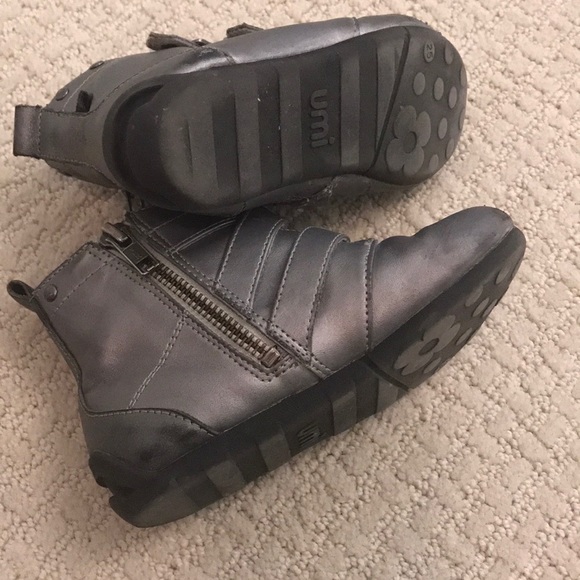 Silver umi boots - Picture 3 of 4