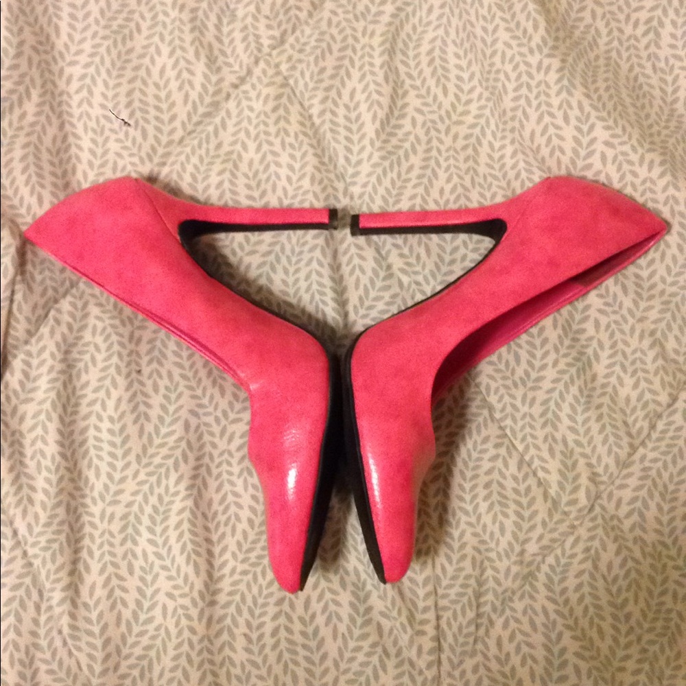 Pink heels