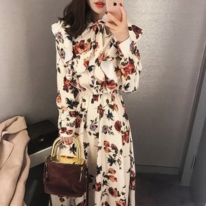 A beautiful dress which taking from China.