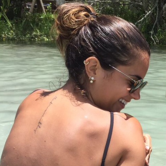 Meet your Posher, Maria - Picture 1 of 1