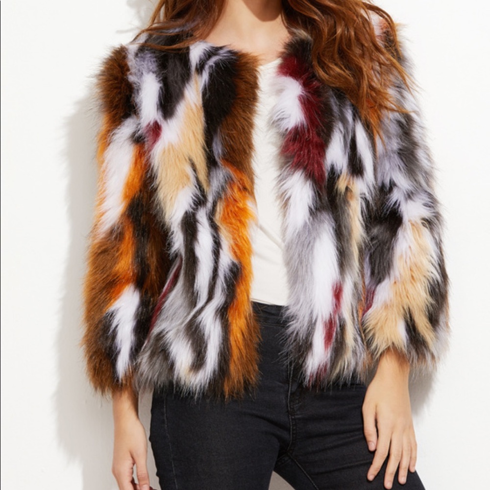 Faux fur cropped jacket