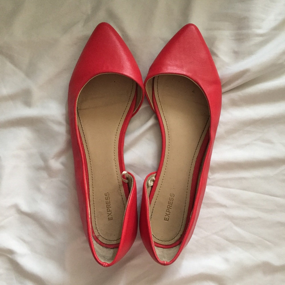 Express red flats